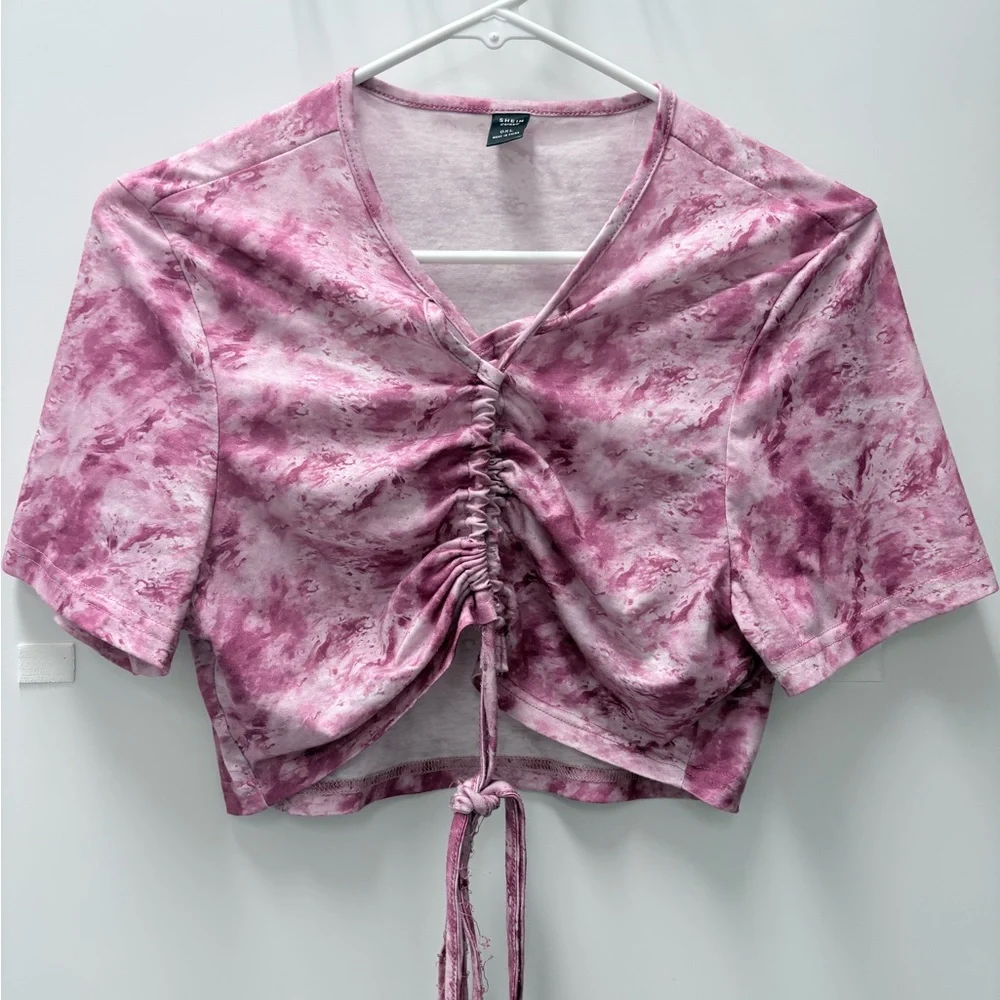 SHEIN Sz 0XL Pink Tie-Dye Ruched Crop Top